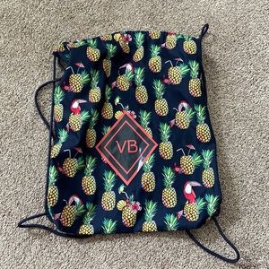 Vera bradley deluxe drawstring, like new